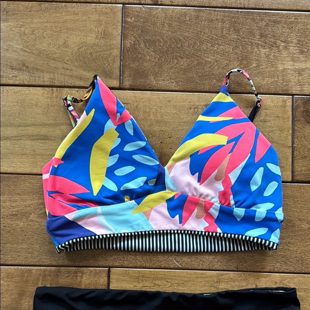 Maaji Tropical Print Bikini Set, reversible M/L - Picture 7 of 7